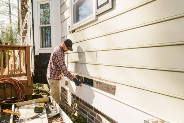 Trusted Storm Damage Siding Repair service in Spring Grove, VA - Creative Siding